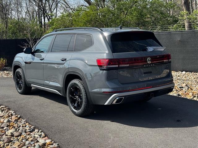 2025 Volkswagen Atlas Peak Edition 4Motion