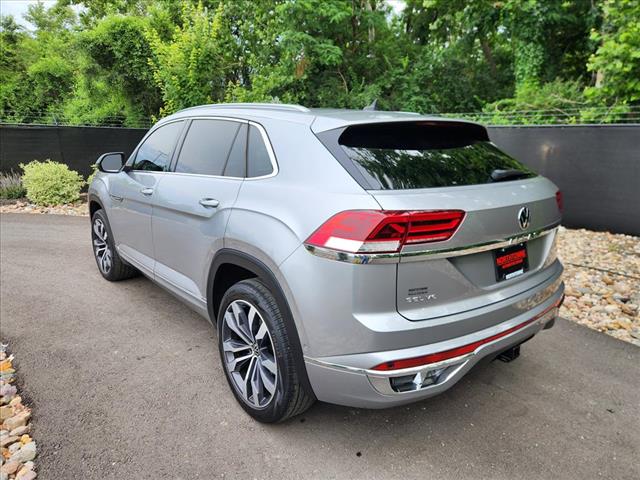 2022 Volkswagen Atlas Cross Sport V6 SEL Premium R-Line 4Motion
