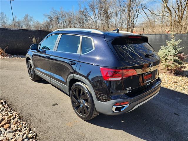 2024 Volkswagen Taos SEL 4Motion