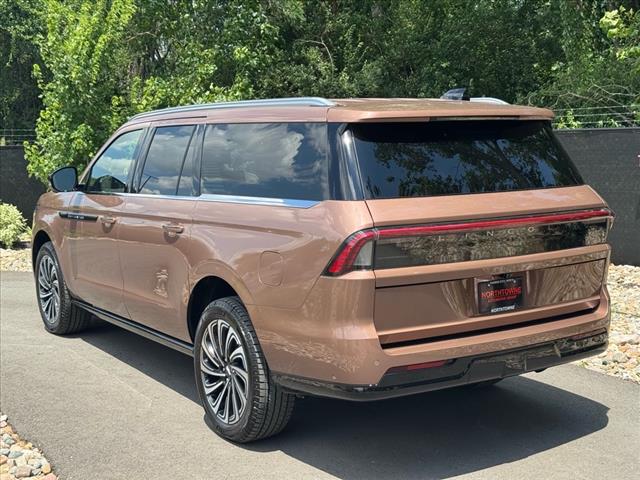 2025 Lincoln Navigator L Black Label
