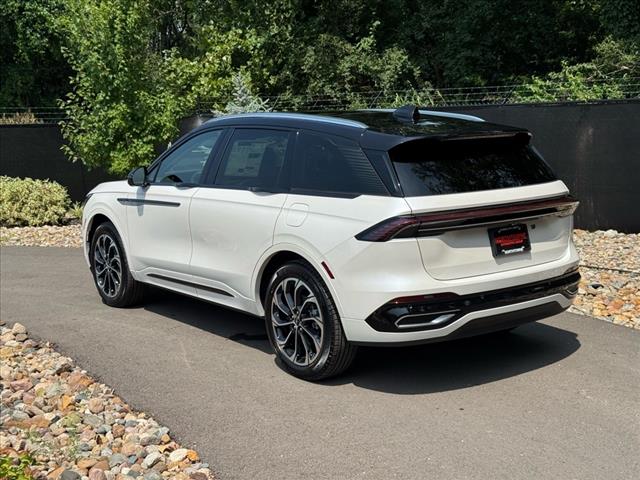 2025 Lincoln Nautilus Hybrid Reserve