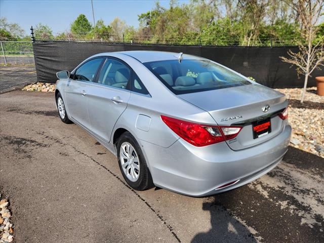 2011 Hyundai SONATA GLS
