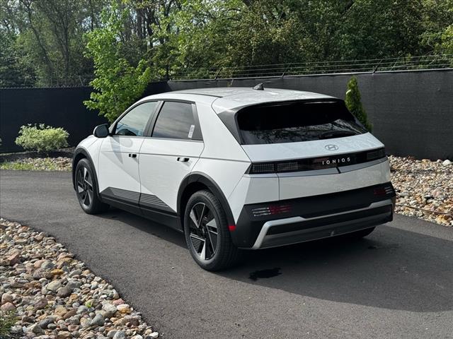 2025 Hyundai IONIQ 5 SE