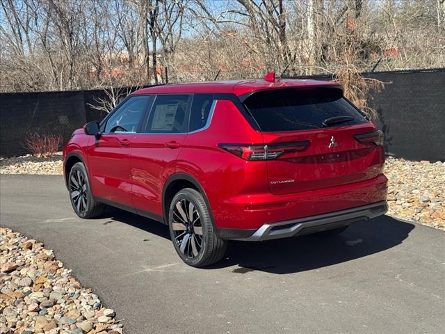 2025 Mitsubishi Outlander SE