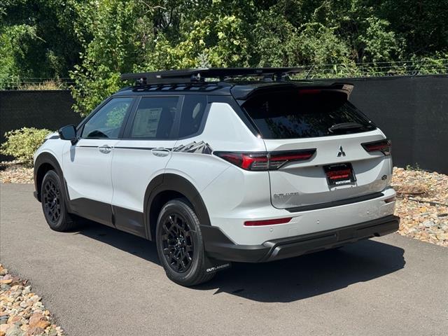 2025 Mitsubishi Outlander Trail Edition
