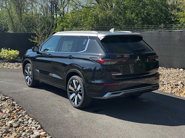 2025 Mitsubishi Outlander SEL Platinum Edition