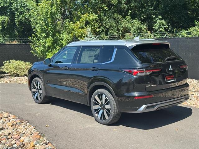 2025 Mitsubishi Outlander SEL Platinum Edition