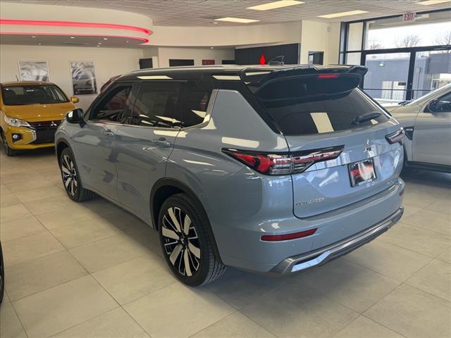 2025 Mitsubishi Outlander SEL