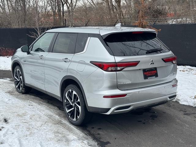 2025 Mitsubishi Outlander PHEV SE