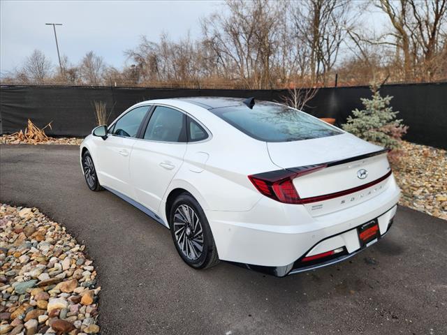 2023 Hyundai SONATA Hybrid Limited