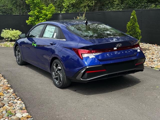 2025 Hyundai ELANTRA Hybrid Limited
