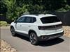 2025 Volkswagen Taos SE 4Motion