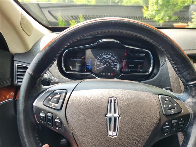 2019 Lincoln MKT Reserve