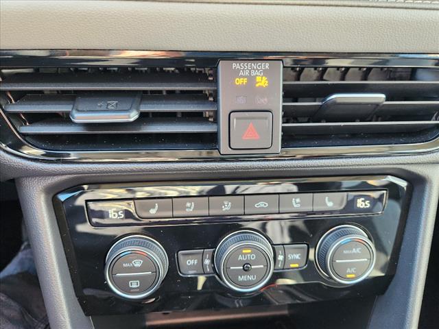2024 Volkswagen Taos SEL 4Motion