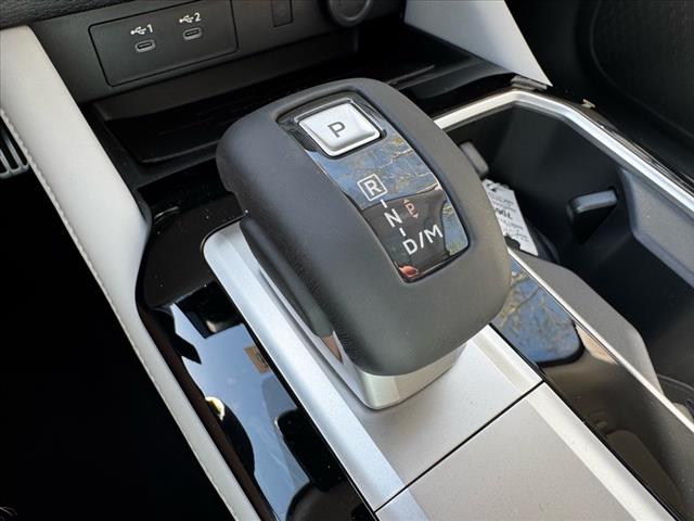 2025 Mitsubishi Outlander SEL Platinum Edition