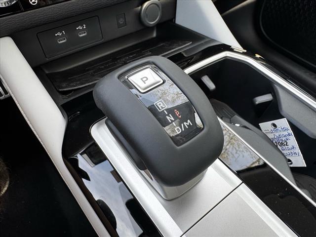 2025 Mitsubishi Outlander SEL Platinum Edition