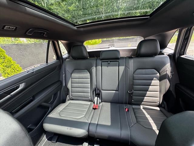 2025 Volkswagen Atlas Cross Sport SEL 4Motion