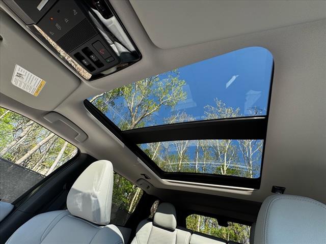 2025 Mitsubishi Outlander SEL Platinum Edition
