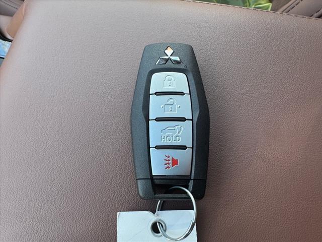 2025 Mitsubishi Outlander SEL