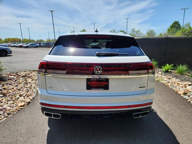 2024 Volkswagen Atlas Cross Sport SEL R-Line 4Motion
