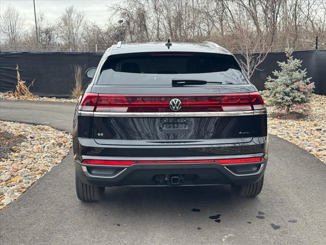 2025 Volkswagen Atlas Cross Sport SE 4Motion