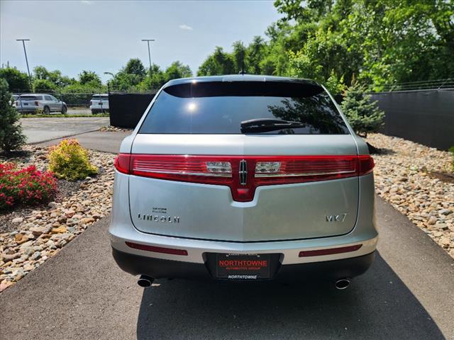 2019 Lincoln MKT Reserve