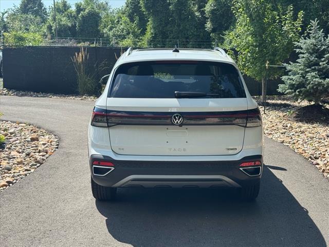 2025 Volkswagen Taos SE 4Motion