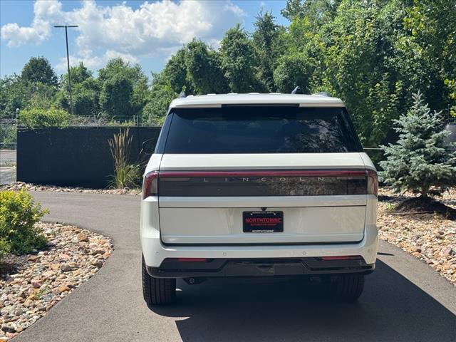 2025 Lincoln Navigator Reserve