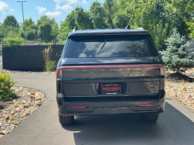 2025 Lincoln Navigator L Reserve