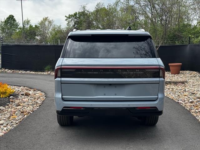 2025 Lincoln Navigator L Reserve