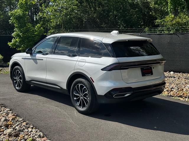 2025 Lincoln Nautilus Hybrid Premiere