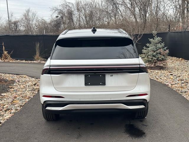 2025 Lincoln Nautilus Reserve