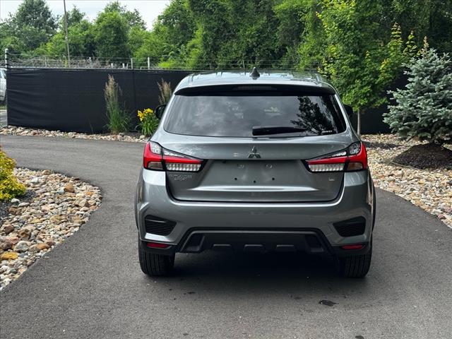 2025 Mitsubishi Outlander Sport SE