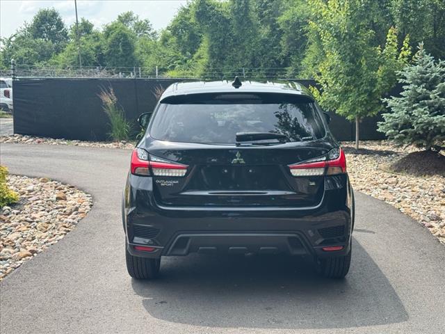 2025 Mitsubishi Outlander Sport SE