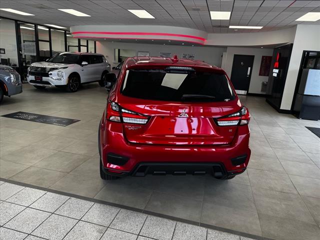 2025 Mitsubishi Outlander Sport SE