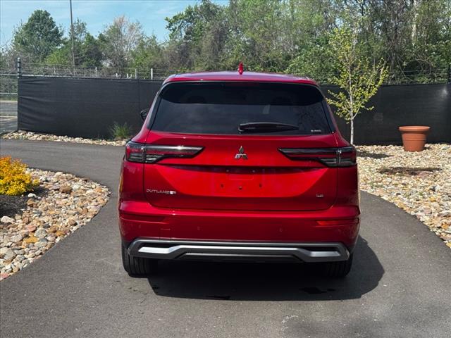 2025 Mitsubishi Outlander SE