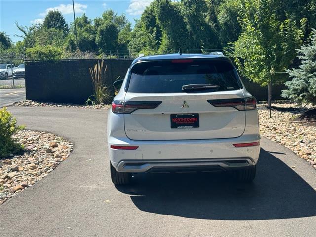 2025 Mitsubishi Outlander SEL