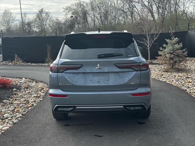 2025 Mitsubishi Outlander SEL