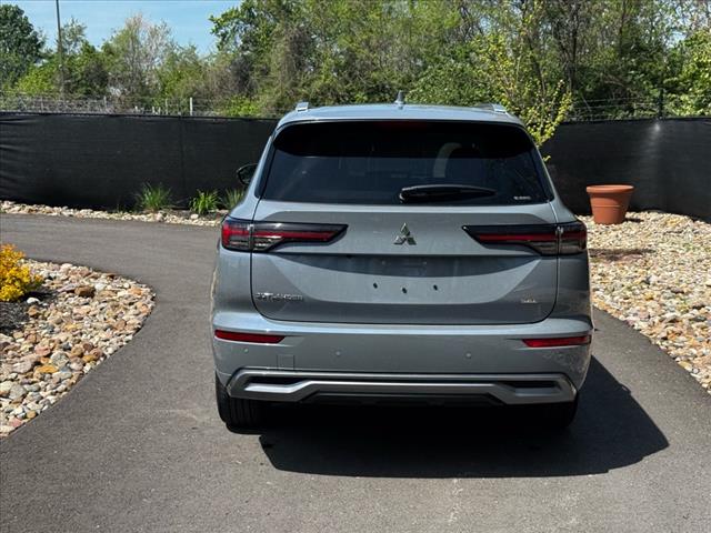 2025 Mitsubishi Outlander SEL
