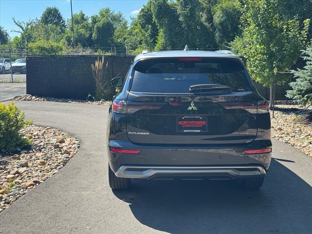 2025 Mitsubishi Outlander SEL Platinum Edition