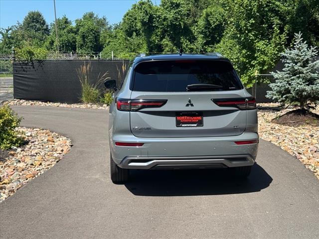 2025 Mitsubishi Outlander SEL