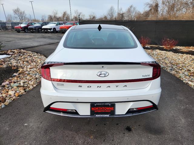 2023 Hyundai SONATA Hybrid Limited