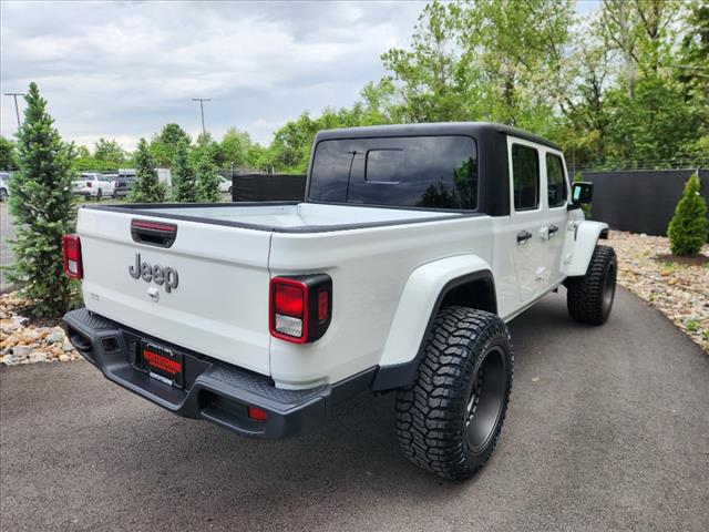 2023 Jeep Gladiator Overland