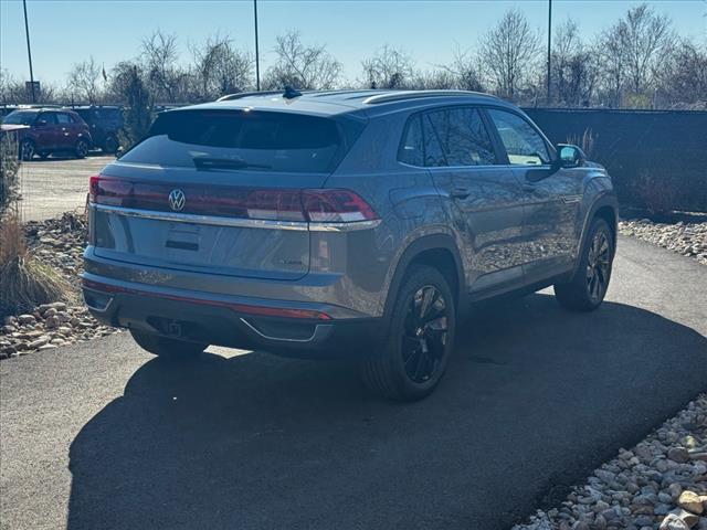 2025 Volkswagen Atlas Cross Sport SE 4Motion