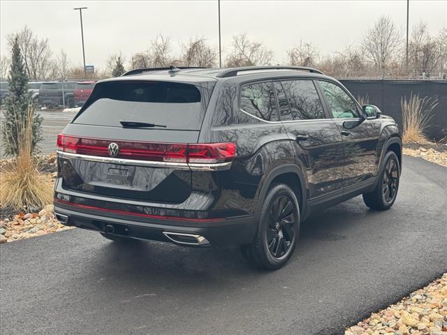 2025 Volkswagen Atlas SE