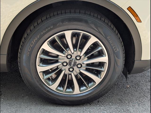 2020 Lincoln Nautilus Standard