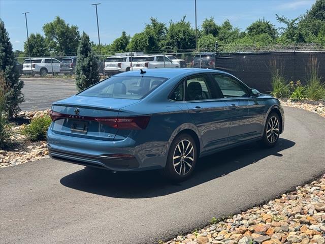 2025 Volkswagen Jetta SE