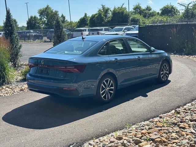 2025 Volkswagen Jetta SE