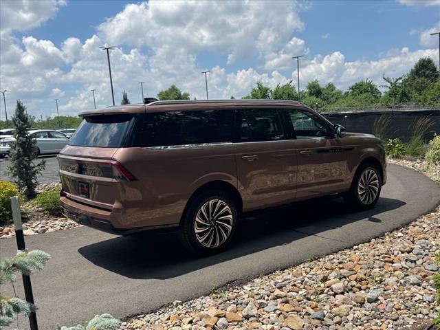 2025 Lincoln Navigator L Black Label