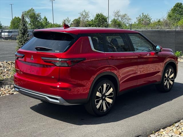 2025 Mitsubishi Outlander SE